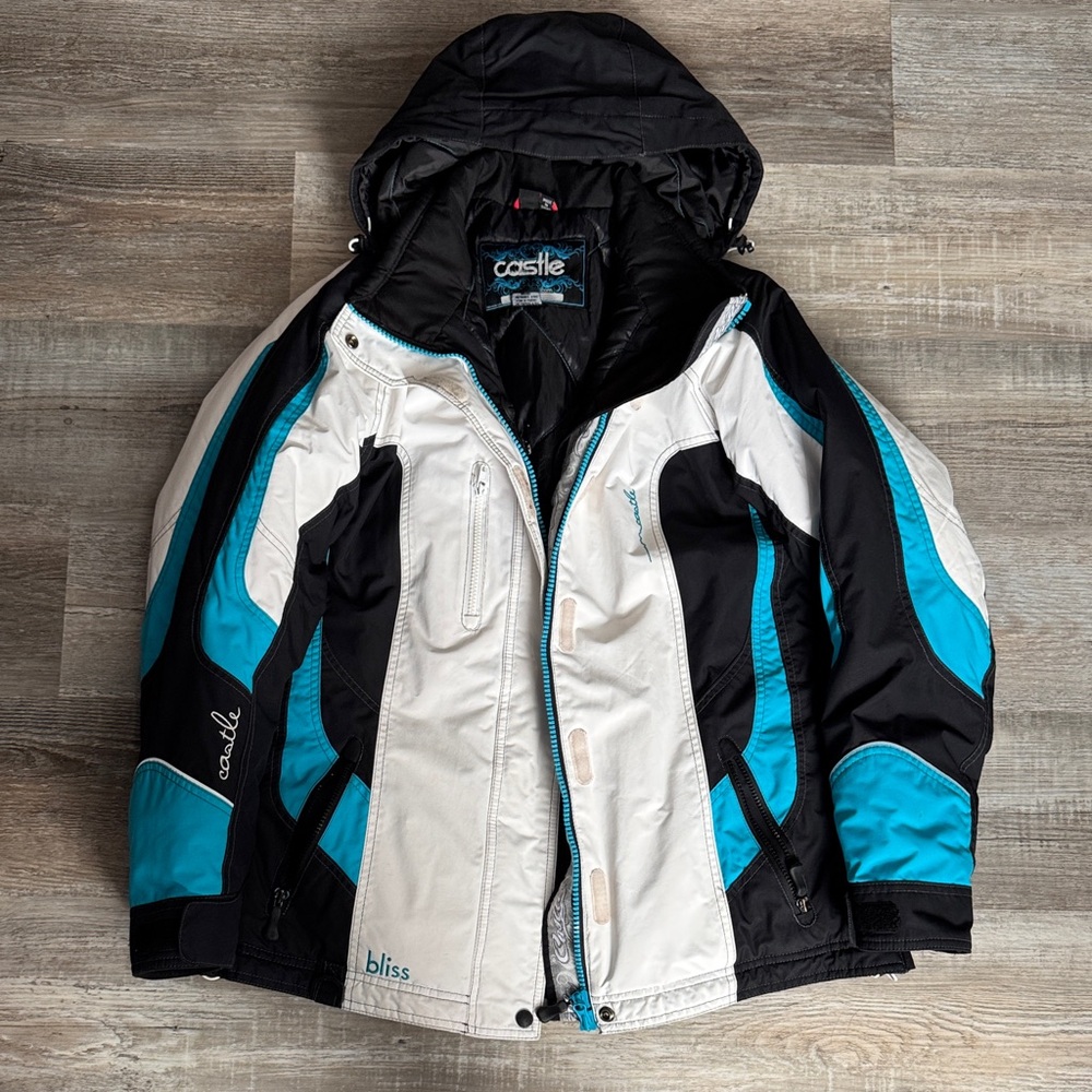 Castle Women's White and Blue Ski Jacket